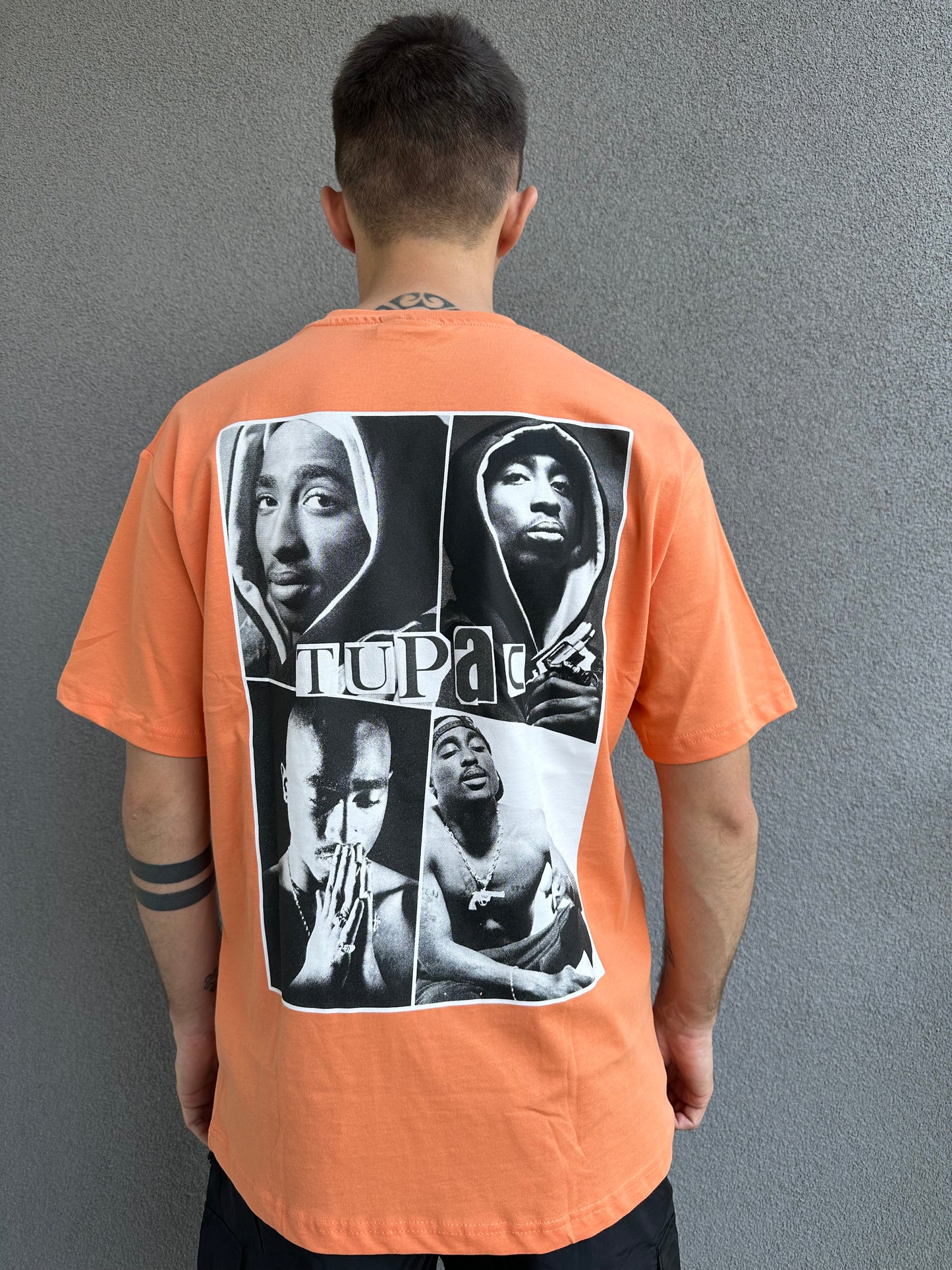 T-shirt Tupac arancione